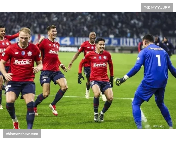 诺丁汉森林获创纪录赞助 中国投资者布局英超中小俱乐部